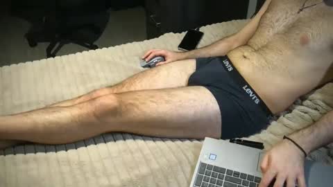 Tom online show from 1, 1, 2025