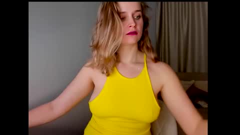 Snapshot of tony_and_alice chatting on 2, 1, 2025 Tony and Alice online show from 2, 1, 2025