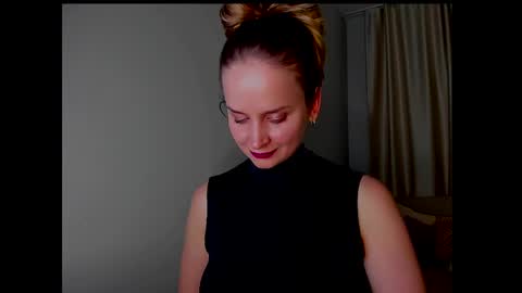 Snapshot of tony_and_alice chatting on 24, 2, 2025 Tony and Alice online show from 24, 2, 2025