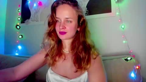 Snapshot of tony_and_alice chatting on 31, 10, 2025 Tony and Alice online show from 31, 10, 2025