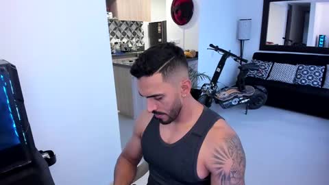 tony muscle1 online show from 5, 3, 2025