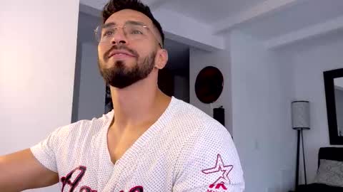 tony muscle1 online show from 12, 1, 2026