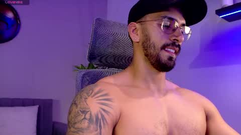 Snapshot of tony_muscle1 chatting on 15, 7, 2026 tony muscle1 online show from 15, 7, 2026