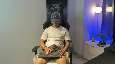 tony_petrov online show from 5, 10, 2025