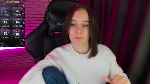 tonya_gray online show from 13, 12, 2024