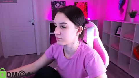 tonya_gray online show from 28, 11, 2025