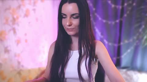 Snapshot of too_beautiful chatting on 15, 1, 2025 Elizabeth online show from 15, 1, 2025