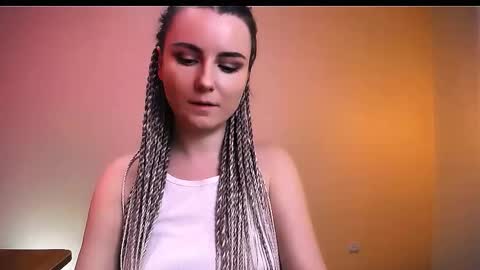 Snapshot of too_beautiful chatting on 4, 3, 2026 Elizabeth online show from 4, 3, 2026