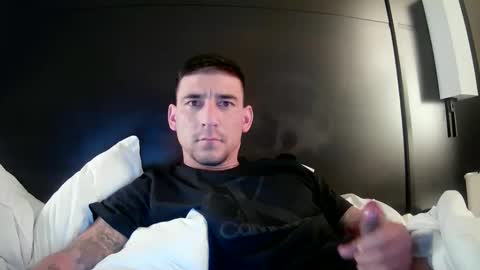 Snapshot of toomuchsmoke chatting on 2, 3, 2025 toomuchsmoke online show from 2, 3, 2025