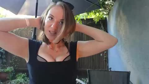 Topsy online show from 13, 3, 2026