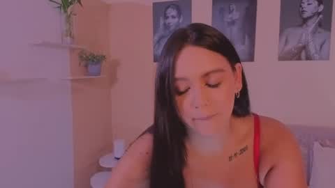 Tori Cross online show from 19, 4, 2026