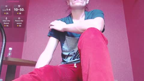 ToryOhSweety online show from 1, 2, 2025