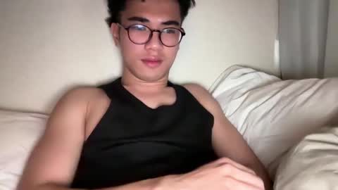 Snapshot of toshikaro0 chatting on 27, 12, 2024 Karo online show from 27, 12, 2024