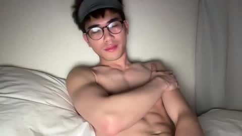 Snapshot of toshikaro0 chatting on 3, 3, 2025 Karo online show from 3, 3, 2025