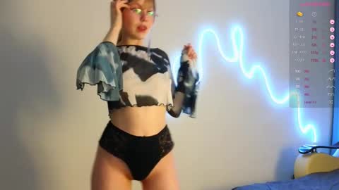 Toshi online show from 17, 2, 2025