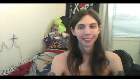 Snapshot of totalfuckingadorable chatting on 7, 7, 2026 Luna online show from 7, 7, 2026