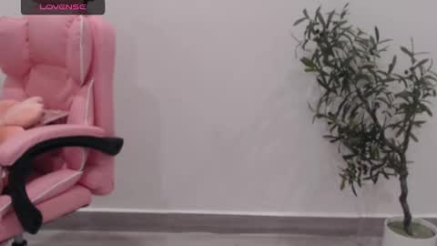 Angelina online show from 14, 10, 2025