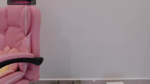 Angelina online show from 5, 1, 2026