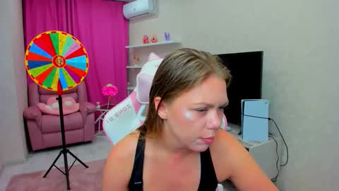 Snapshot of touch_the_heart chatting on 10, 2, 2026 Touch The Heart online show from 10, 2, 2026