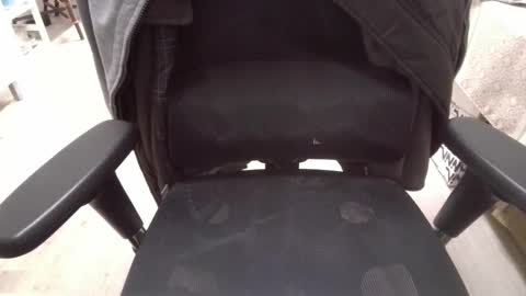 toumout222 online show from 23, 3, 2026