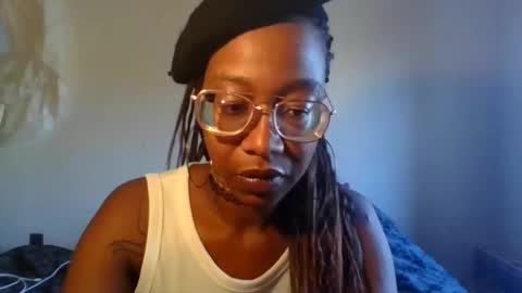 naughteacher2001 online show from 28, 11, 2025