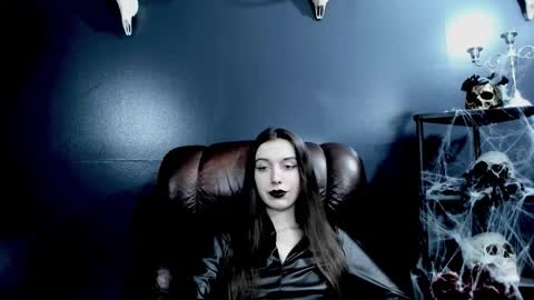 toxicdomme online show from 10, 2, 2026