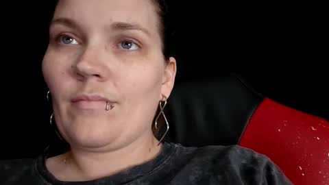 Snapshot of toxiclilly chatting on 6, 5, 2026 Lilly Miss Mistress Goddess Maam Queen Boss online show from 6, 5, 2026