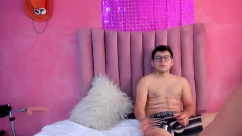 toxiclove01 online show from 30, 9, 2025