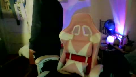 toyboysquirt online show from 12, 6, 2026