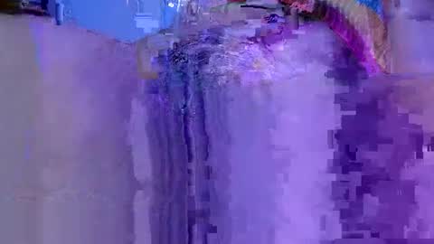 Snapshot of toysalmonn chatting on 27, 10, 2025 toysalmonn online show from 27, 10, 2025