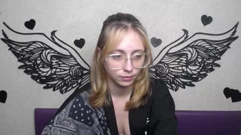 TracyLeeBB online show from 5, 12, 2025