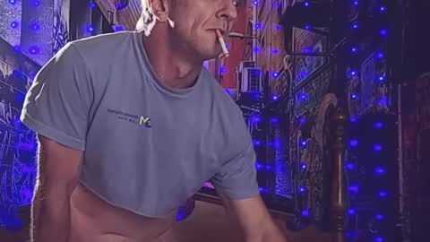 Snapshot of trailer_made chatting on 18, 10, 2025 Ethan Nash online show from 18, 10, 2025