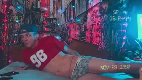 Snapshot of trailer_made chatting on 29, 10, 2025 Ethan Nash online show from 29, 10, 2025