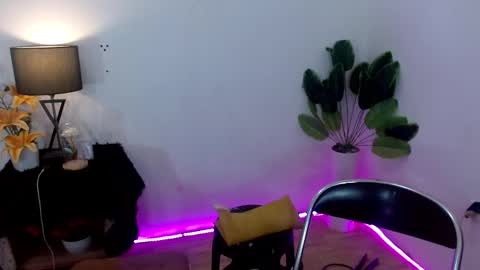 Selena the real cummer online show from 10, 12, 2024