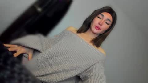 Snapshot of transnextdoor_ chatting on 21, 7, 2026 ALMIGHTY GODDESS VALENTINA online show from 21, 7, 2026