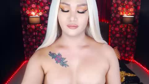 KYLIE BELLA  TS online show from 1, 5, 2026