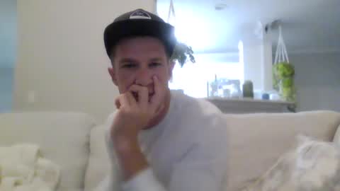 Snapshot of trash_man1989 chatting on 3, 1, 2025 trash_man1989 online show from 3, 1, 2025