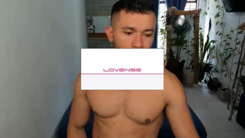 Snapshot of travis_bakerr chatting on 23, 2, 2025 travis bakerr online show from 23, 2, 2025