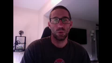 TravisKenn online show from 6, 3, 2025