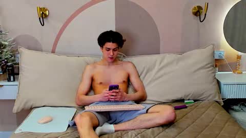 travisrivas online show from 13, 2, 2026