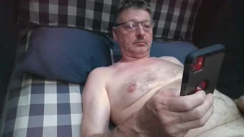 Snapshot of trebgeis1 chatting on 8, 9, 2025 trebgeis1 online show from 8, 9, 2025