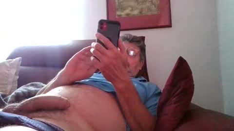 Snapshot of trebgeis1 chatting on 17, 7, 2026 trebgeis1 online show from 17, 7, 2026