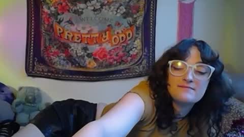 treecups online show from 16, 9, 2025