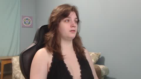 TreeJeanne online show from 10, 1, 2025