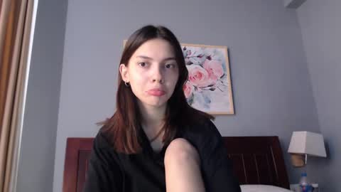 Sarah And Jon online show from 2, 3, 2025