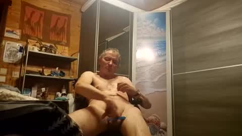 Snapshot of trekkertje12345 chatting on 5, 3, 2026 trekkertje12345 online show from 5, 3, 2026