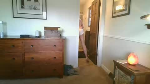 Snapshot of trevorhill99 chatting on 31, 12, 2024 Trevor Hill online show from 31, 12, 2024