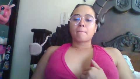 triana_bell online show from 24, 2, 2025
