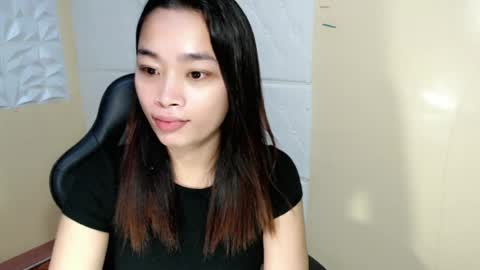 tricia_slut online show from 12, 7, 2026