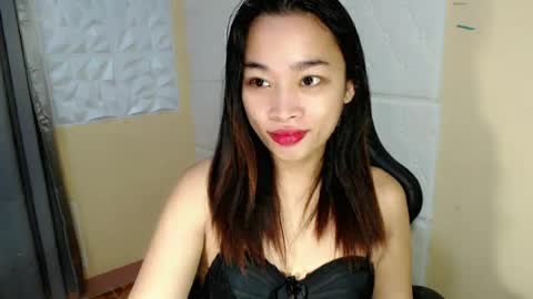 tricia_slut online show from 19, 7, 2026